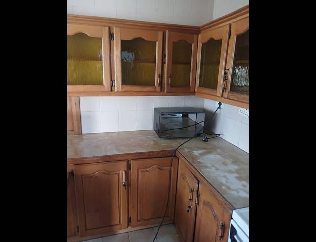 6 BEDROOM HOUSE FOR SALE IN MADADENI B